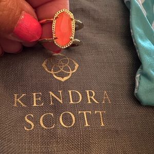 Kendra Scott NWOT coral and gold ring. Size 8